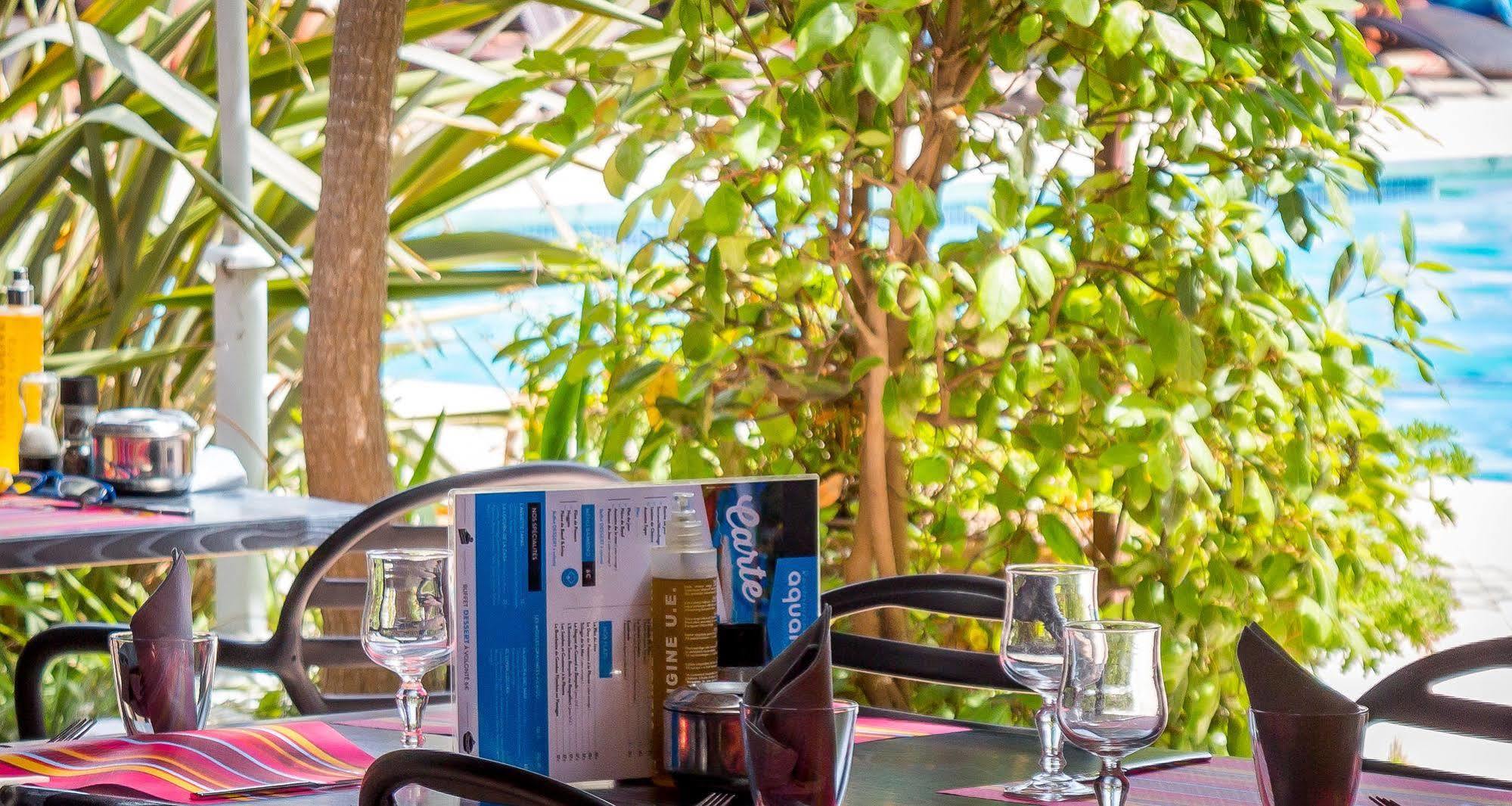 Hotel Aquarius Canet-en-Roussillon Exterior foto